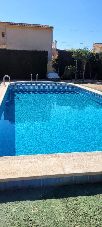 Velo W/ A/c, Free Wi-fi & Pool Near Benidorm
