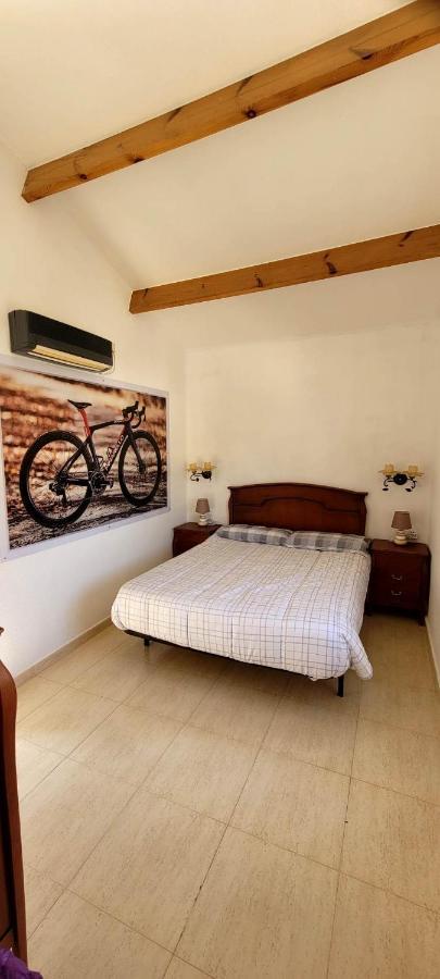 Velo W/ A/c, Free Wi-fi & Pool Near Benidorm * Polop