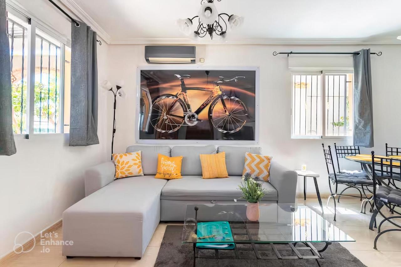 Velo W/ A/c, Free Wi-fi & Pool Near Benidorm *